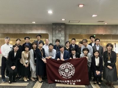 リサイズ　集合写真（井手本先生）.jpg